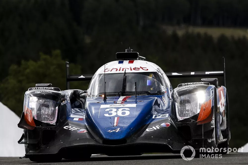 #36 Signatech Alpine Matmut Alpine A470: Thomas Laurent, Andr&eacute; Negr&atilde;o, Pierre Ragues 