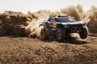 Los pilotos favoritos para ganar el Dakar 2025 en coches