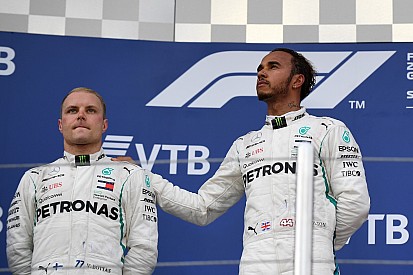 Menang team order, Hamilton: Saya paham ini sulit diterima Bottas