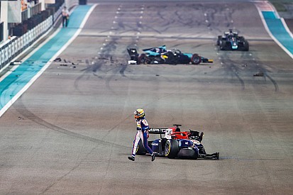 Russell appelle la F2 à améliorer la procédure de départ