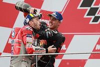 Ducati y KTM quieren agitar el mercado antes de empezar a correr