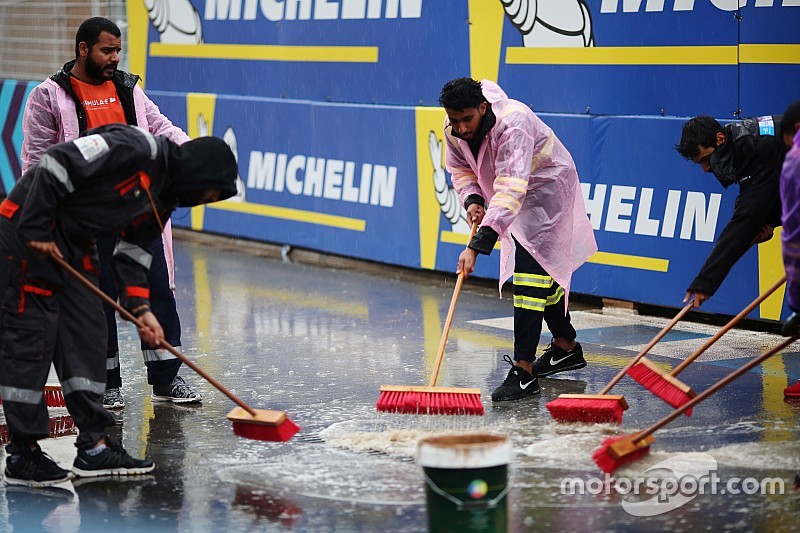 La lluvia en Arabia Saudí retrasa el inicio del campeonato de Fórmula E