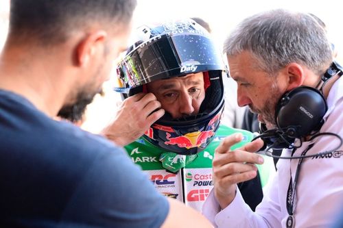 Zarco critica el sistema de radio de MotoGP: "No tiene sentido"