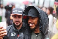 Hamilton es el piloto m&aacute;s popular en la encuesta global de la F1