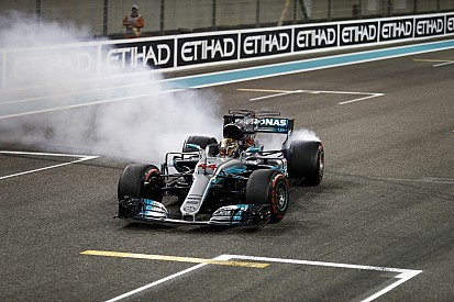 Hamilton: Bottas'ı geçebilmek için her şeyi denedim
