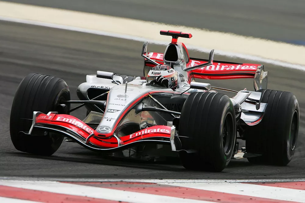 Kimi Raikkonen, McLaren Mercedes MP4/21