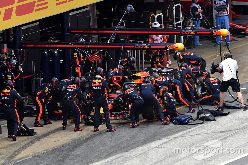 Nem volt gyorsabb a Red Bull kiállásánál a Spanyol Nagydíjon
