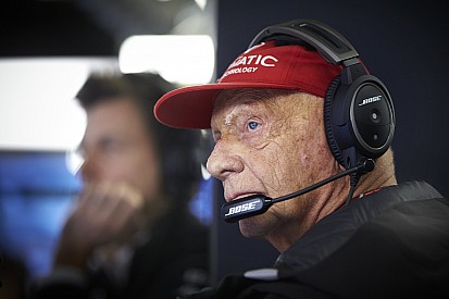 Lauda est sorti de l'hôpital