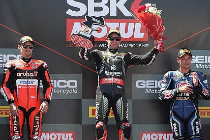 WSBK Laguna Seca: Rea wint, Van der Mark achtste