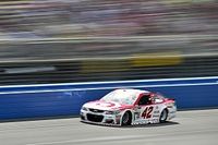 Cancelada la clasificaci&oacute;n en Bristol: Larson sale desde la pole 