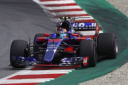 Sollievo in Toro Rosso: la STR12 di Sainz ha passato le verifiche