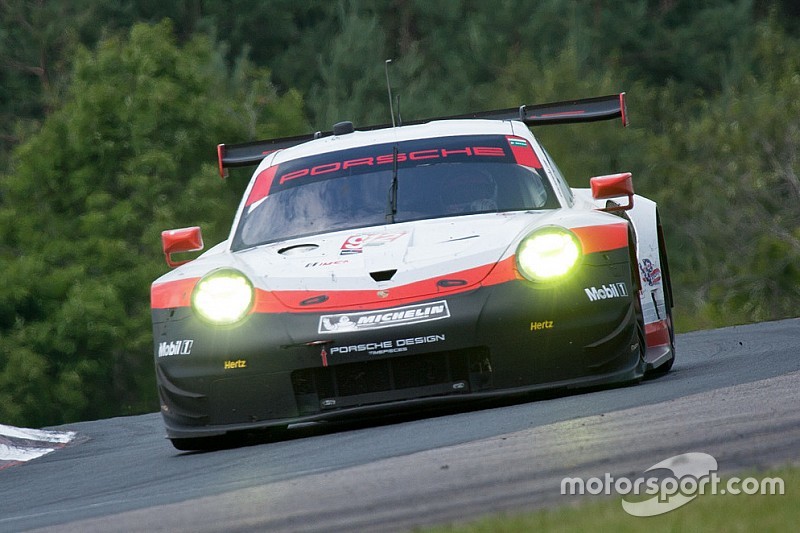 Bruni centra la prima pole con Porsche a Lime Rock Park