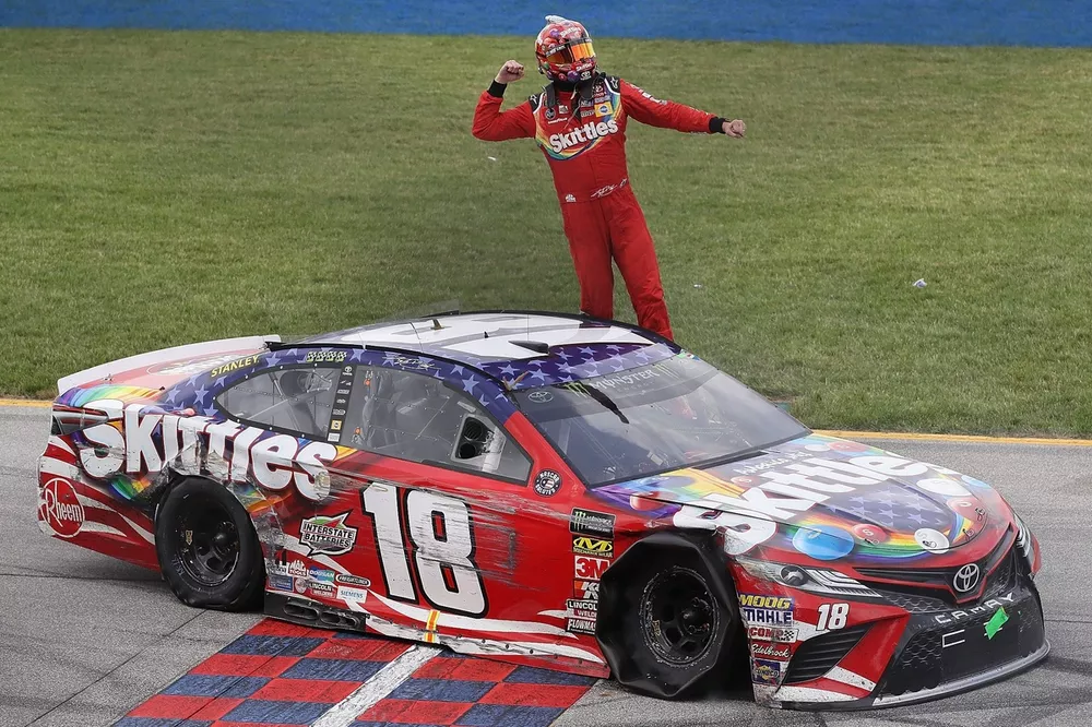 Kyle Busch Cod Kyle Busch Remembered: Chicagoland wins that defined Rowdy