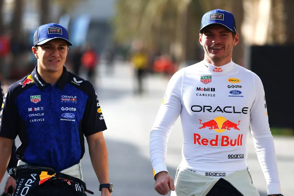 Max Verstappen, Red Bull Racing, Isack Hadjar, Red Bull Racing