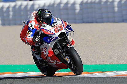 Bagnaia "bouche bée" derrière Lorenzo, avant de le dépasser