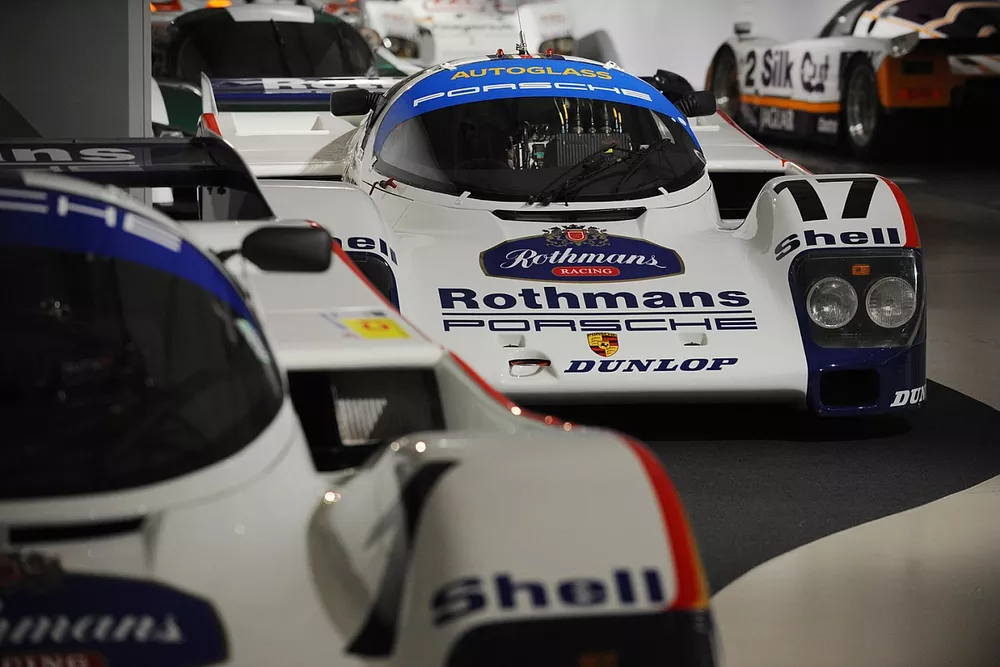 Porsche 962 vincitrice di Le Mans nel 1987