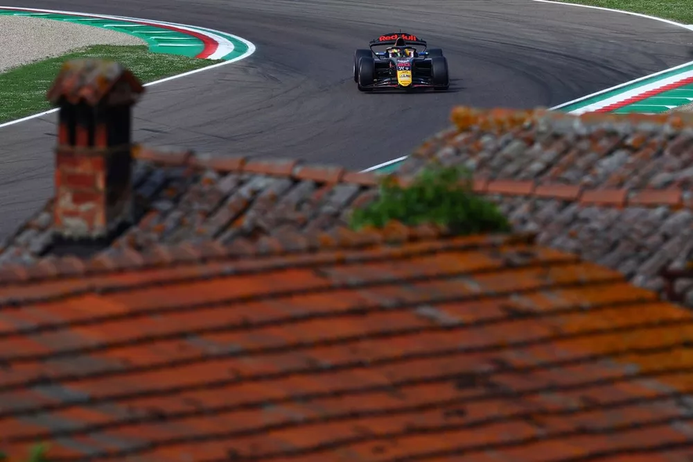 Isack Hadjar, Campos Racing