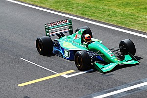 MICHAEL SCHUMACHER ピンズ Amazon.com: OPO 10 - Miniature car Formula 1 1/43 Compatible