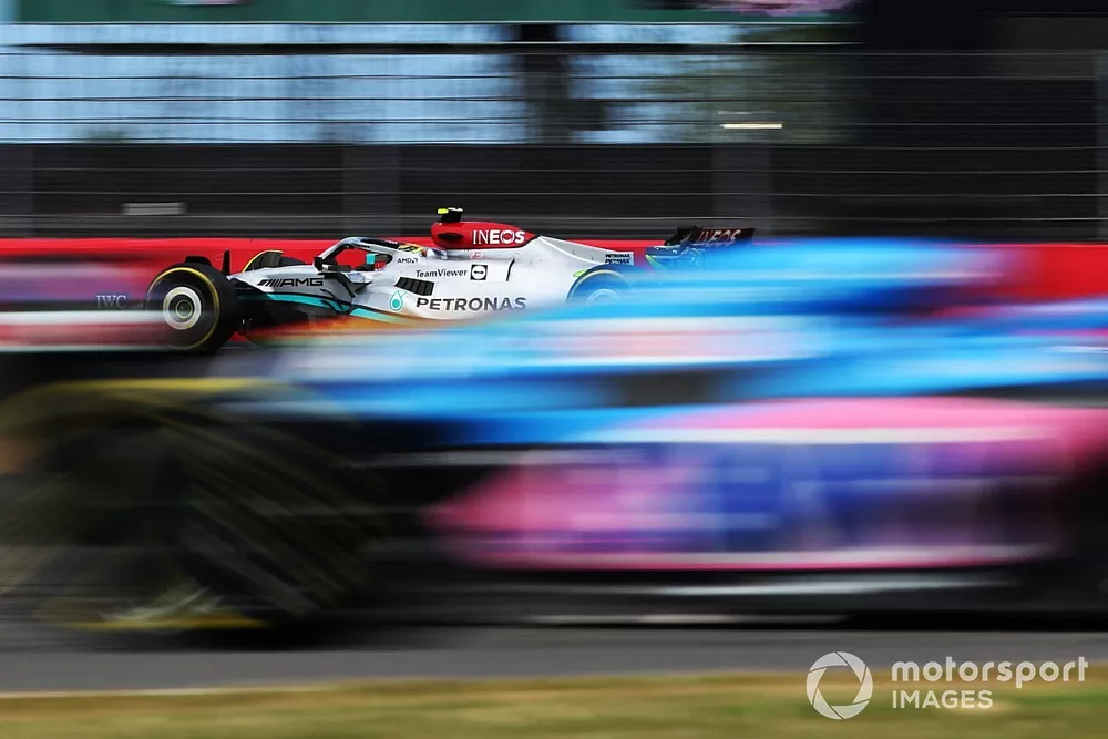 Lewis Hamilton, Mercedes W13 and an Alpine in action