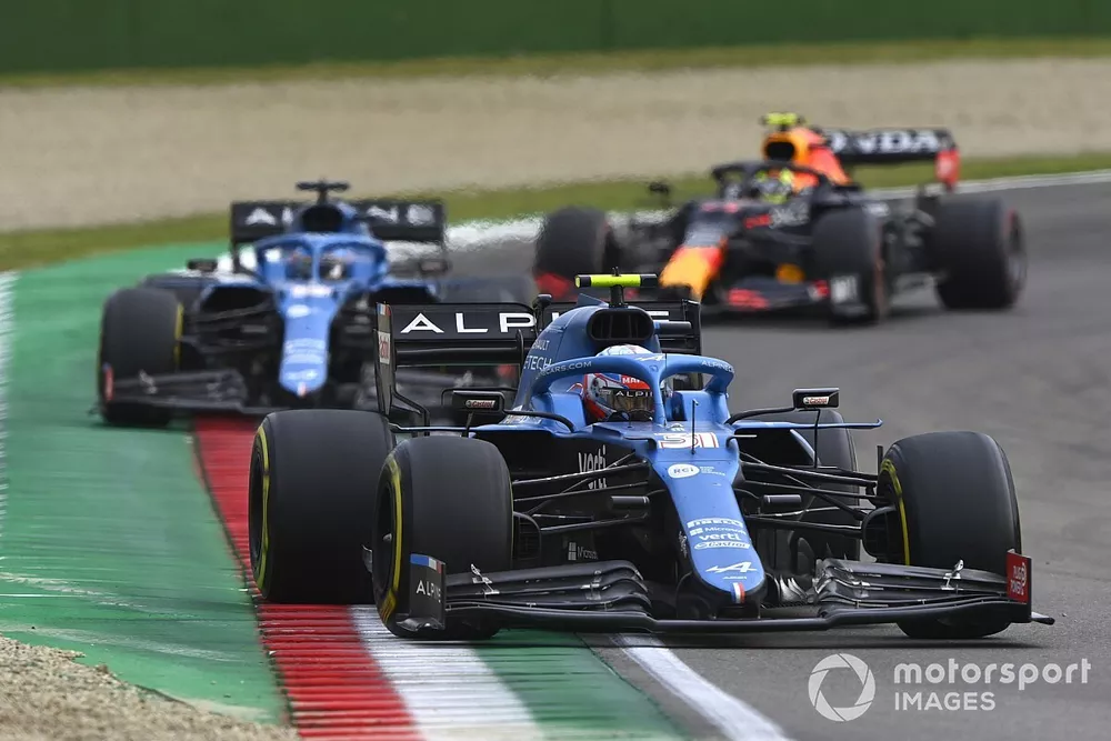 Esteban Ocon, Alpine A521, Fernando Alonso, Alpine A521, and Sergio Perez, Red Bull Racing RB16B