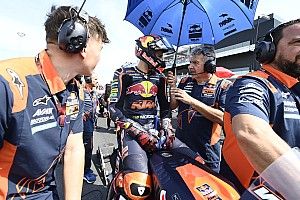 Augusto Fern&aacute;ndez correr&aacute; con GasGas-Tech3 y Arenas ocupar&aacute; su puesto en KTM Moto2