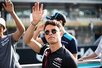 De Vries nie czuje frustracji