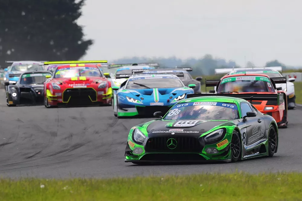#8 Team ABBA Racing Mercedes-AMG GT3:  Richard Neary, Sam Neary 