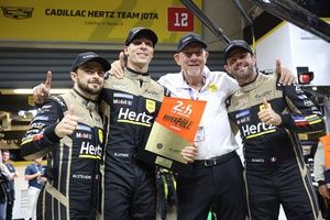 Hyperpole Le Mans: Cadillac hace historia con un 1-2; Molina salva el drama en Ferrari