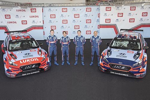 Monteiro a favor de los equipos oficiales "ocultos" en el WTCR