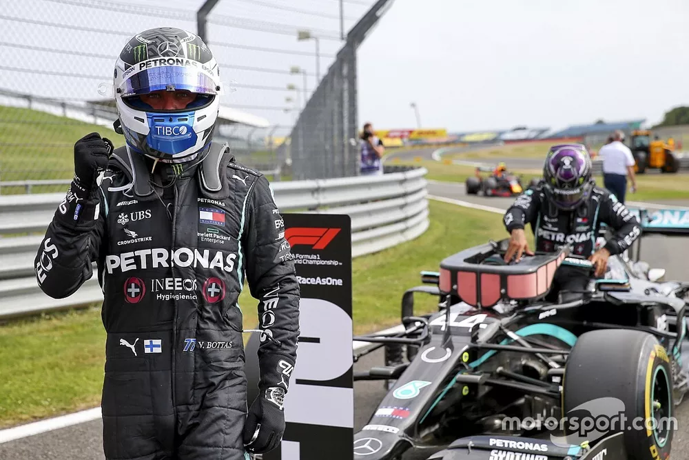 Pole sitter Valtteri Bottas, Mercedes AMG F1 celebrates in Parc Ferme