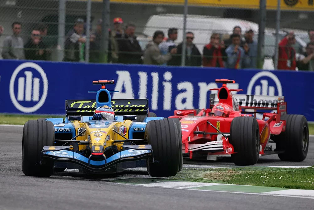 Fernando Alonso, Renault R25, Michael Schumacher, Ferrari F2005