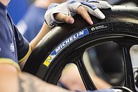 Rossi y M&aacute;rquez a favor de la nueva carcasa; Lorenzo, en contra