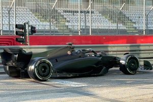 F1: Confira às primeiras imagens de Pérez testando carro da Ferrari pela Cadillac em Ímola