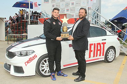 "TOSFED Yıldızını Arıyor" projesinin ilk galibi Onat Telkenar oldu