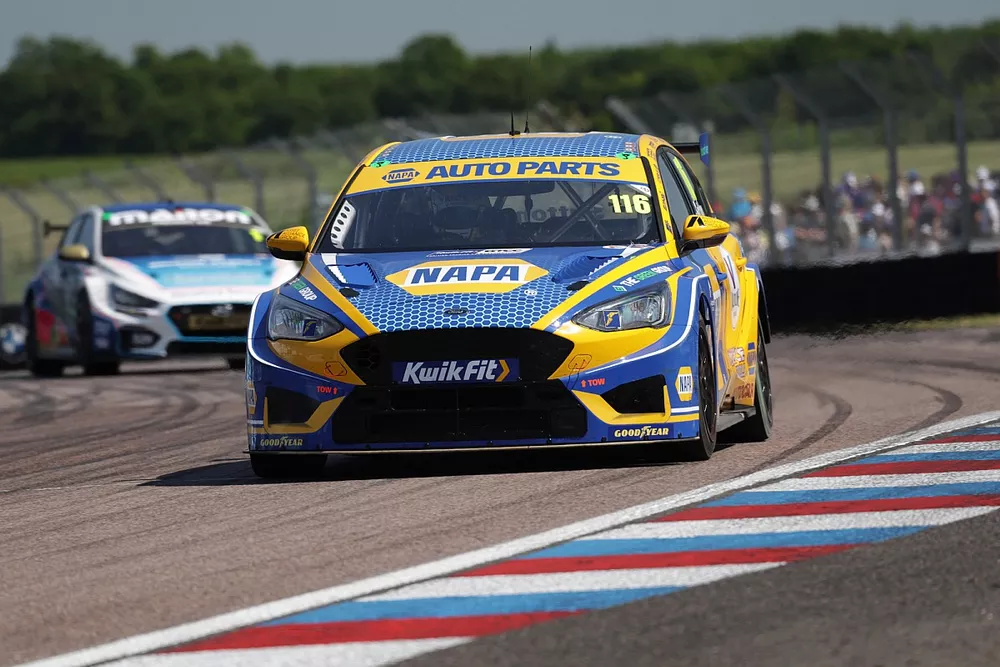 Ashley Sutton, NAPA Racing UK Ford Focus ST 