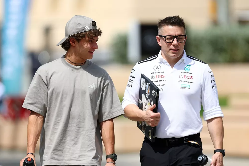 Andrea Kimi Antonelli, Mercedes, Peter Bonnington, Race Engineer Mercedes