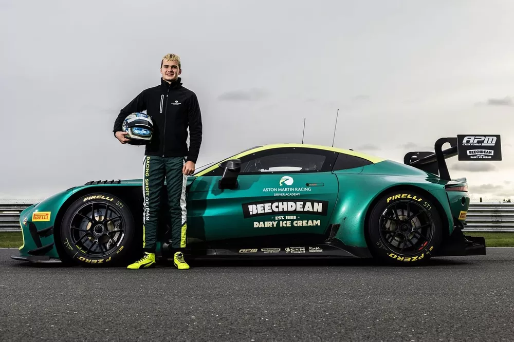 Jamie Day, Aston Martin Racing