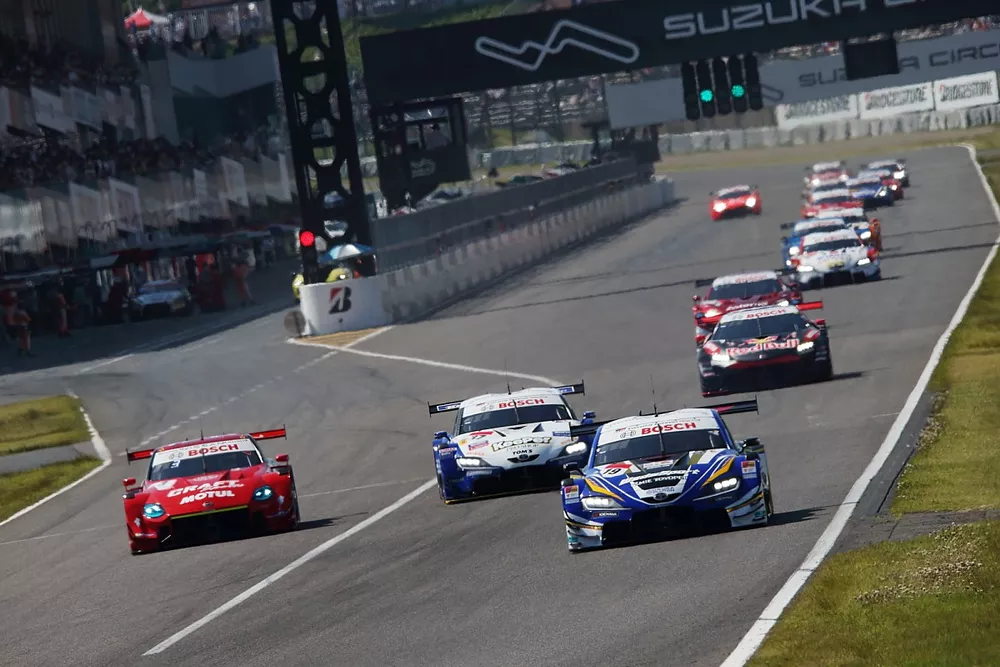 GT500 start action