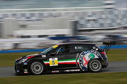 Papadopulos e Popow sulla seconda Alfa Romeo della KMW/TMR a Daytona