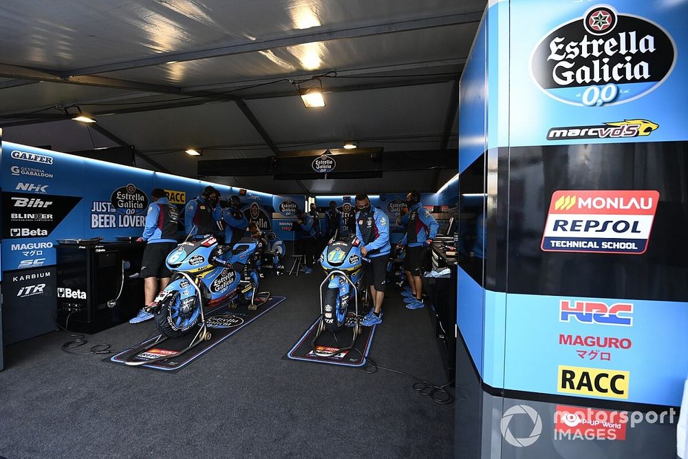Estrella Galicia 0,0 Honda garage