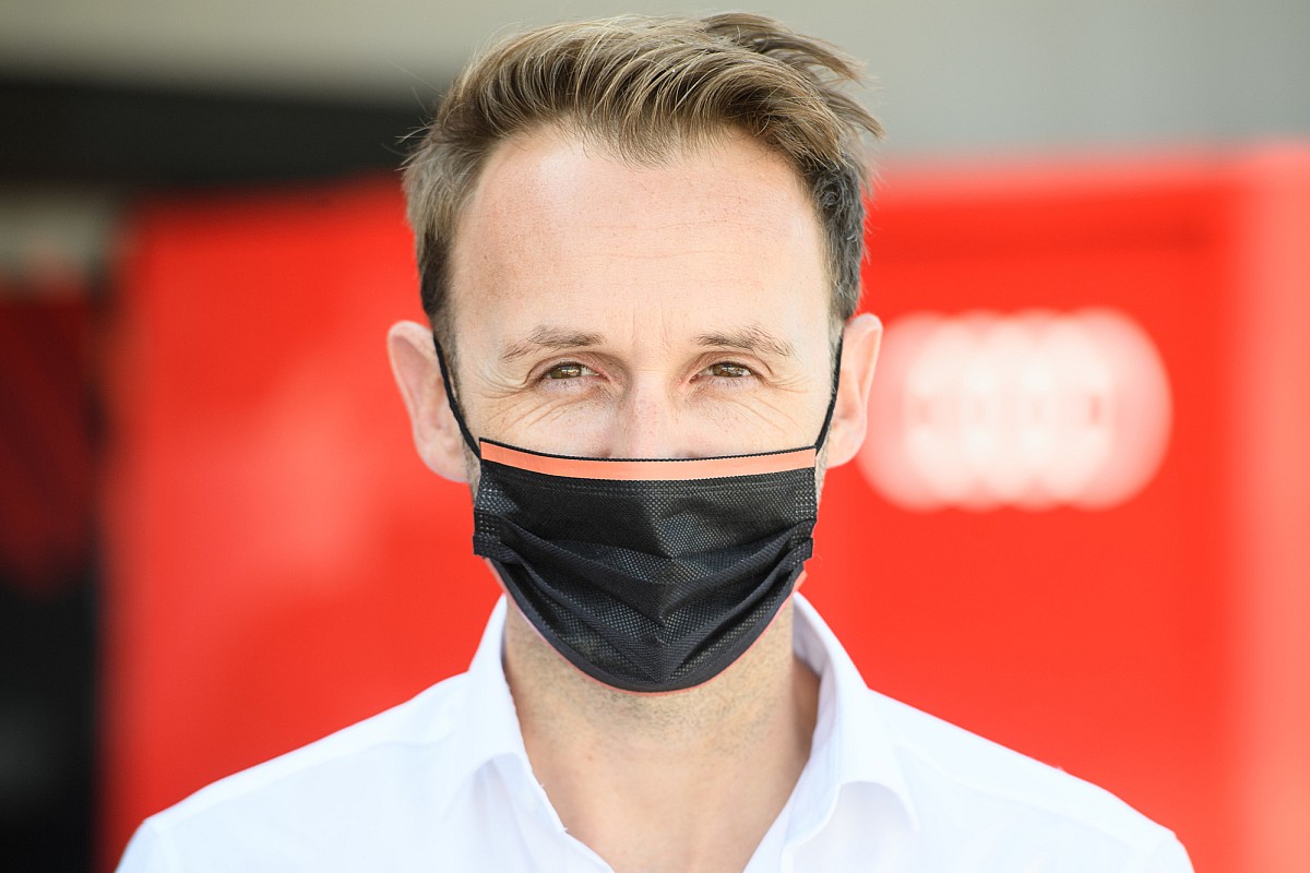 Rene Rast, 2022-2023 sezonunda McLaren FE takımıyla yarışacak