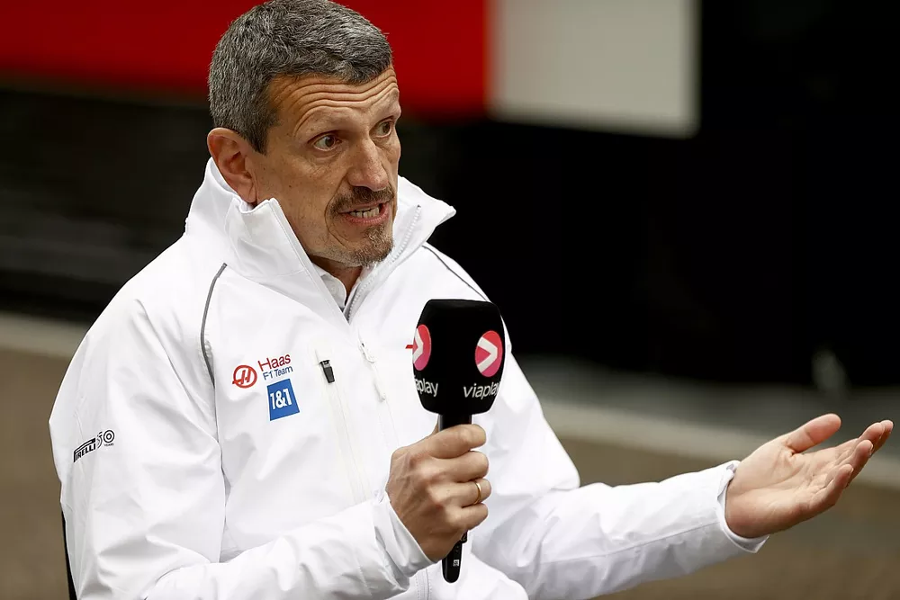 Guenther Steiner, Team Principal, Haas F1 parle &agrave; la presse