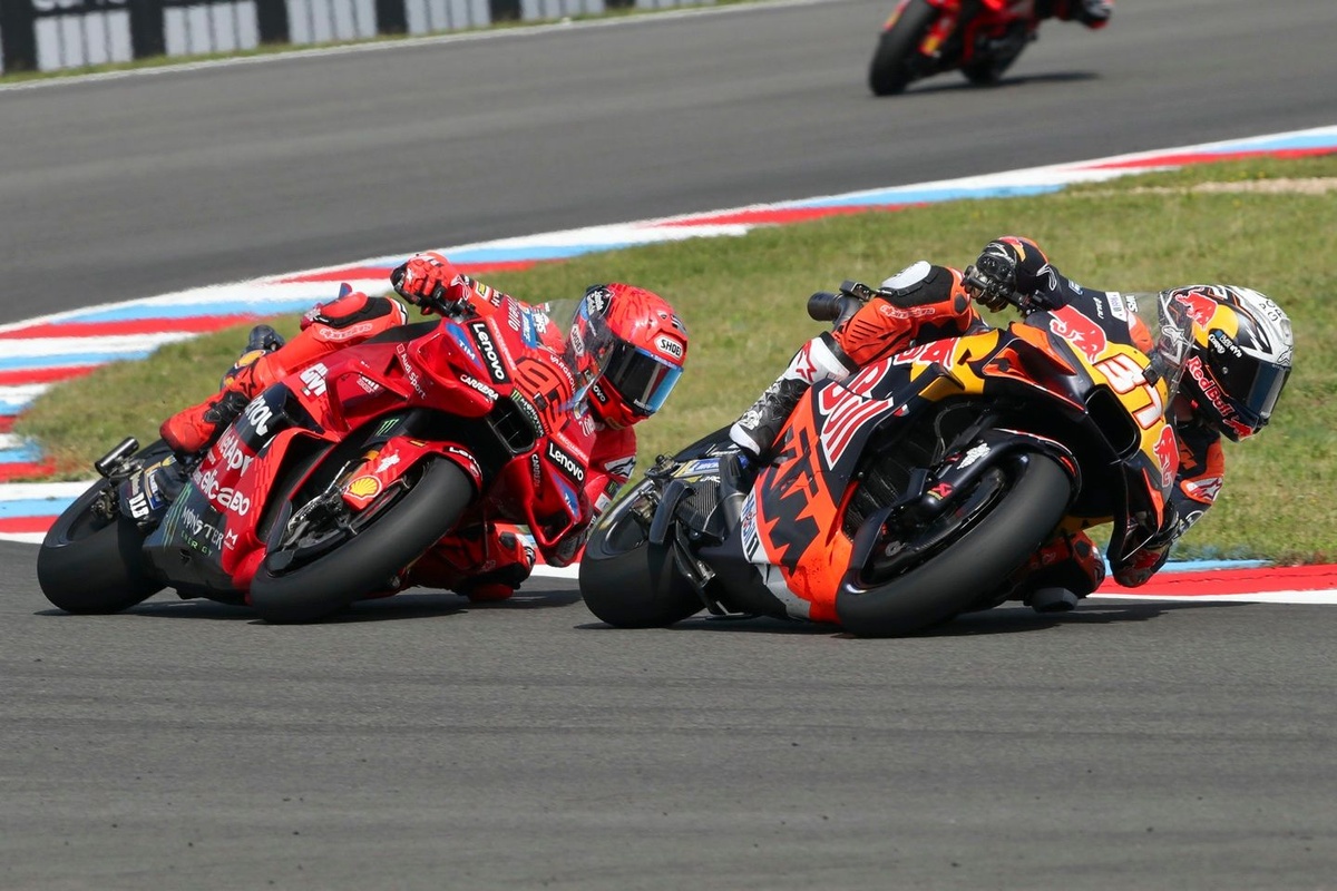 Acosta a vu les Ducati s'écarter devant lui : "J'ai mené la course entre guillemets"