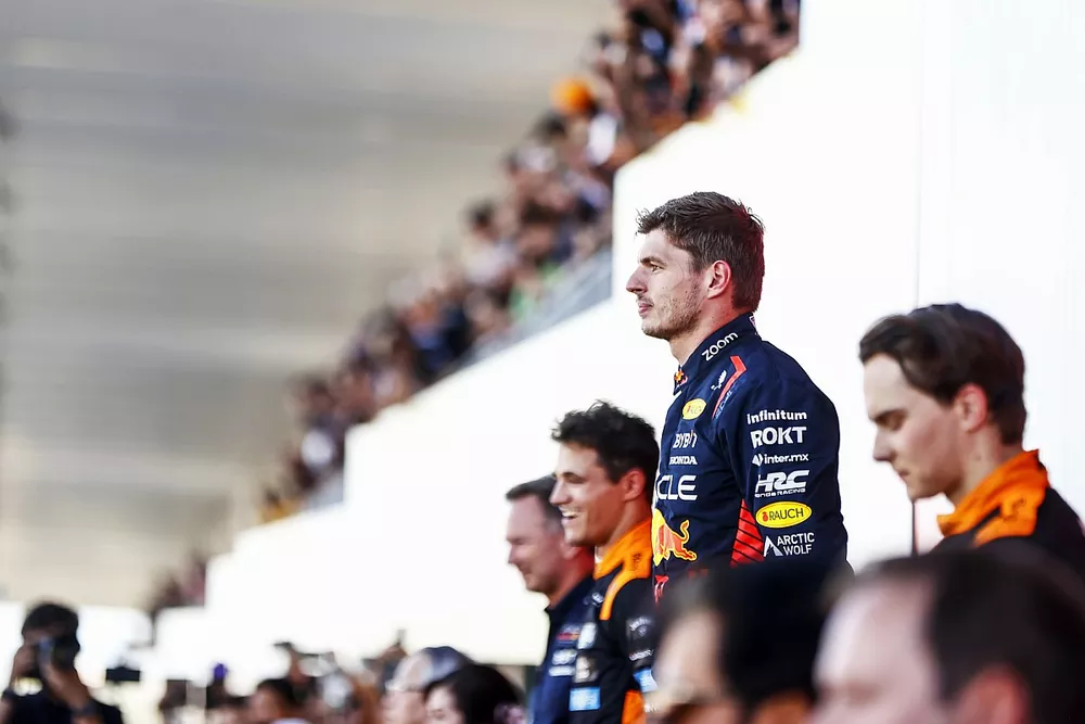 Max Verstappen, Red Bull Racing, 1&ordf; posi&ccedil;&atilde;o, no p&oacute;dio
