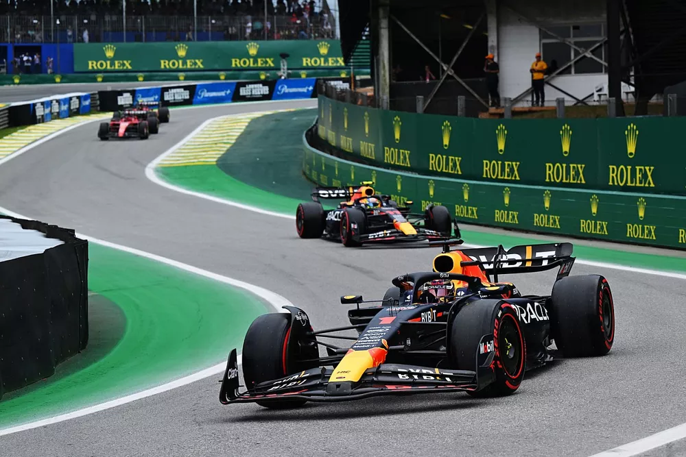 Max Verstappen, Red Bull Racing RB19, Sergio Perez, Red Bull Racing RB19, Charles Leclerc, Ferrari SF-23