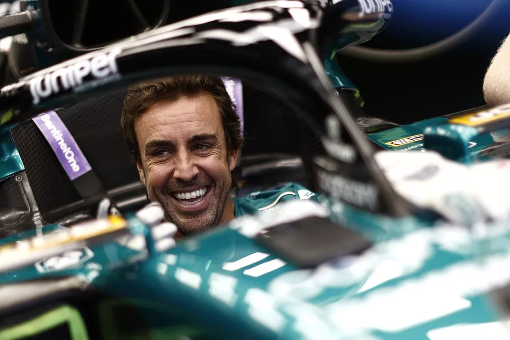 Fernando Alonso, Aston Martin F1 Team 