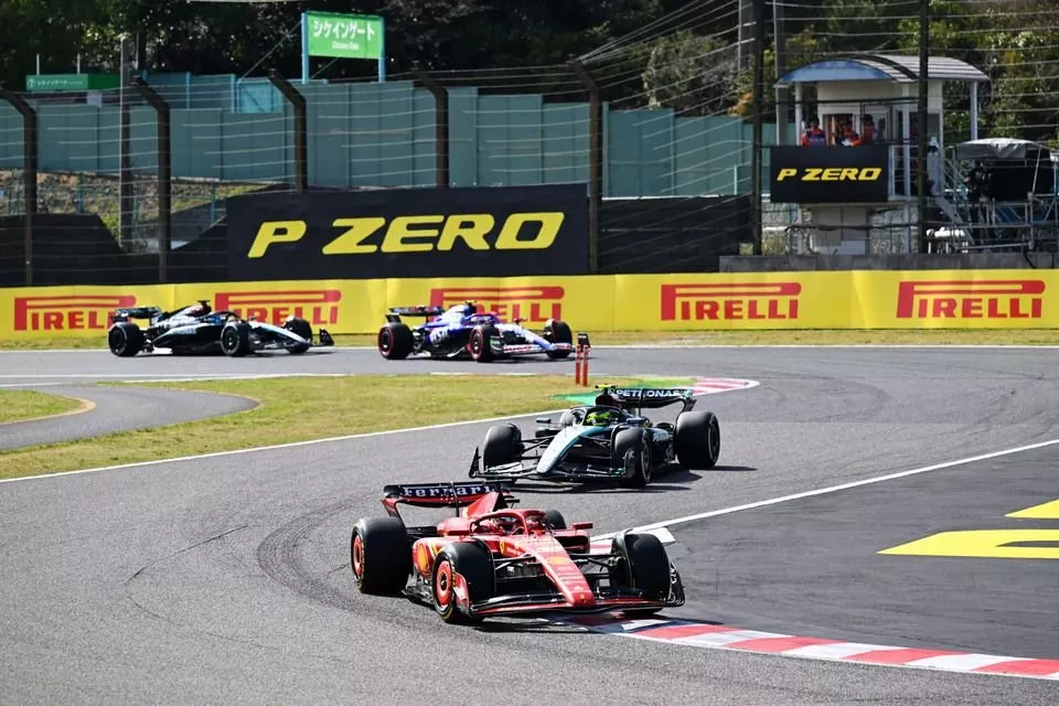 Charles Leclerc, Ferrari SF-24, Lewis Hamilton, Mercedes F1 W15, Yuki Tsunoda, RB F1 Team VCARB 01, George Russell, Mercedes F1 W15