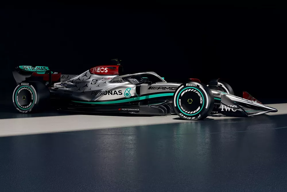 Mercedes W13
