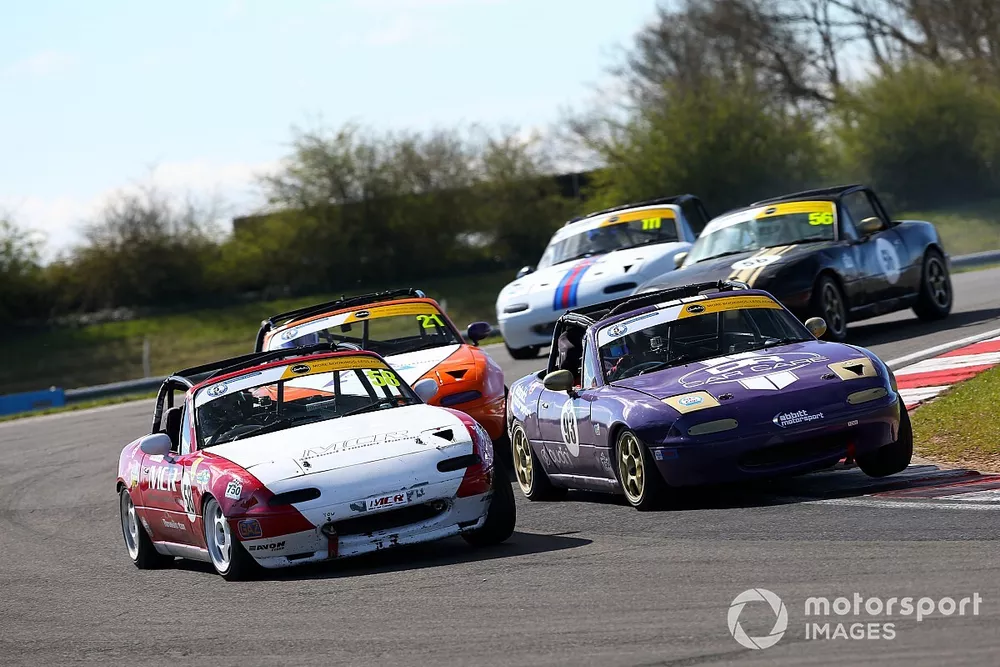 Organisers report strong interest as English racing season begins
