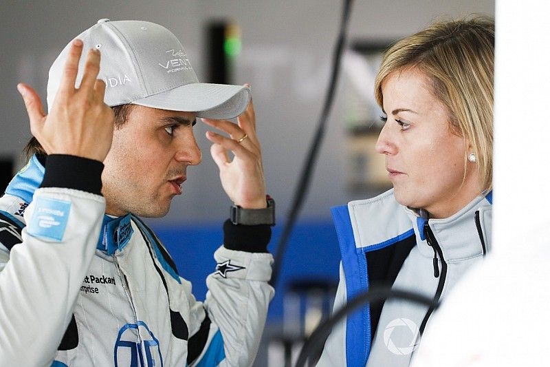 Felipe Massa, Venturi F&oacute;rmula E, habla con Susie Wolff, Directora del equipo, Venturi F&oacute;rmula E